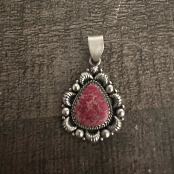 Stamped sterling silver  Pink Thulite Stone pendant - Picture 4 of 4